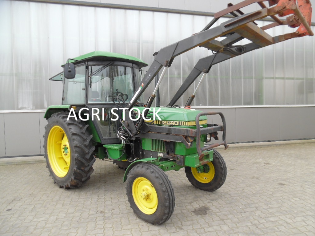 John Deere 2040 Occasion avec Chargeur Frontal