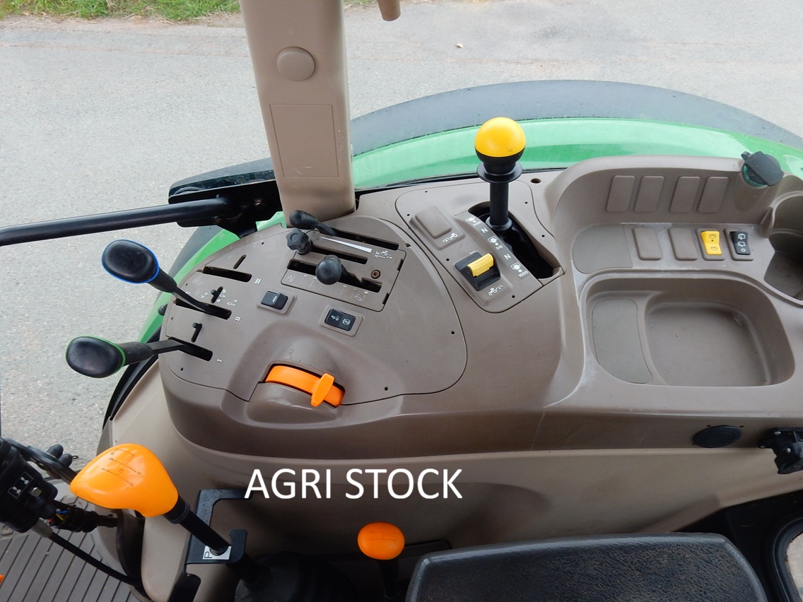 JOHN DEERE 6110RC 4WD